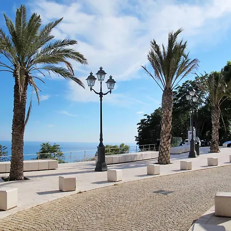 公寓 Loggia Sul Mare By Interhome